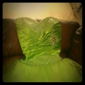 💚Pre prom tutu(PLZ read)